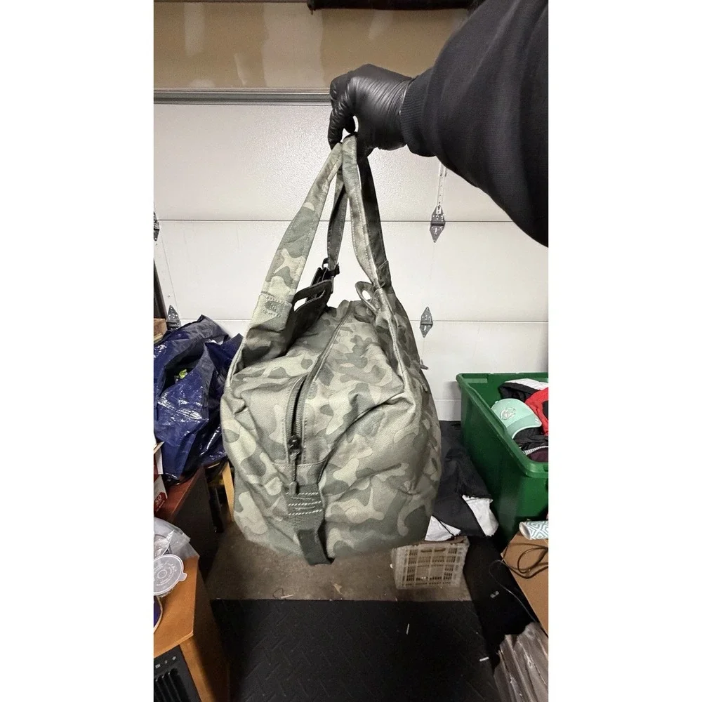 Eddie Bauer Camouflage Duffle Bag Gym Travel‎ Carry On Camo One Size